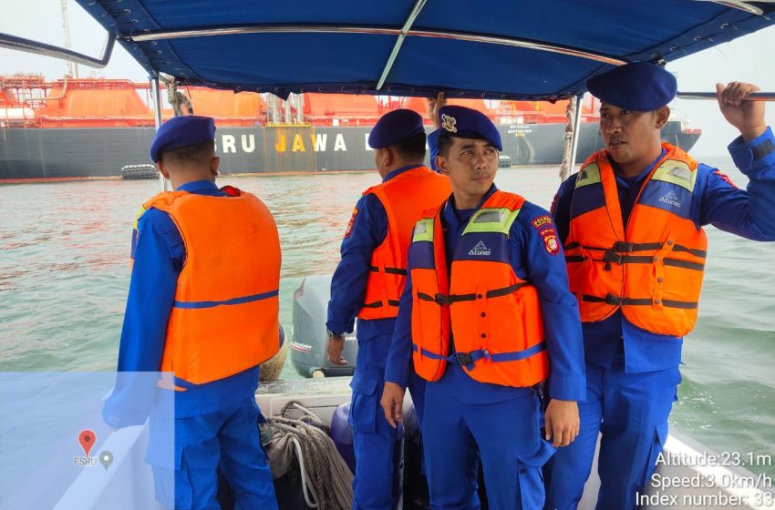  Team Patroli Satpolair Polres Kepulauan Seribu Lakukan Giat Patroli Laut