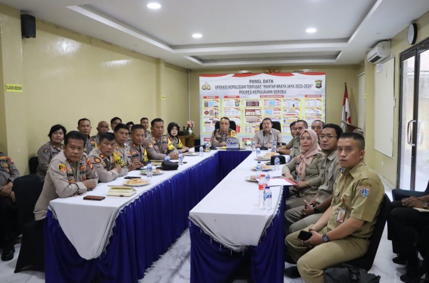  Kabag Ops Polres Kepulauan Seribu dan Aspem Hadiri Rapat Koordinasi Pengamanan Nataru ‘Lilin Jaya – 2023’ Polda Metro Jaya
