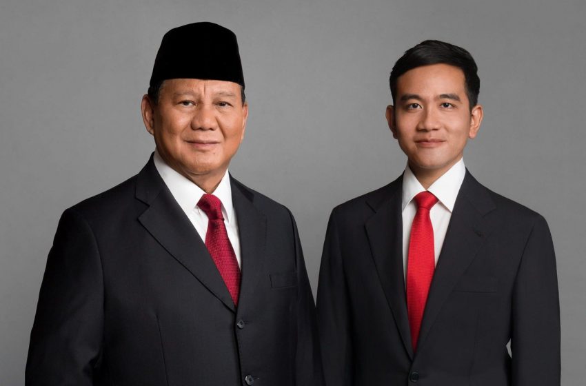  Prabowo Subianto Ajak Masyarakat Menyongsong Tahun Baru dengan Semangat Damai dan Optimisme