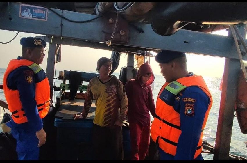  Team Patroli Satpolair Polres Kepulauan Seribu Bersama Kapal Patroli KP. VII – 40 – 203 Lakukan Patroli Laut Dialogis di Perairan Pulau Lancang
