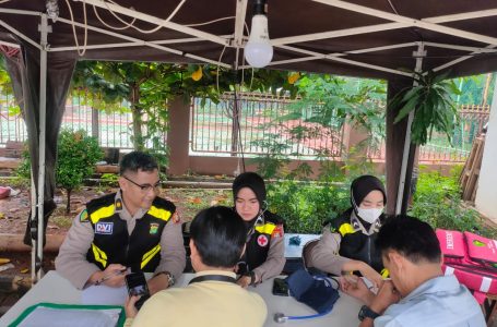 Dukung Kelancaran Pemilu 2024, Polda Metro Jaya Beri Layanan Kesehatan Untuk Petugas PPK, KPPS Dan Pengamanan TPS.