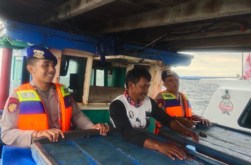  Team Patroli Satpolair Polres Kepulauan Seribu Jalankan Patroli Laut Dialogis, Himbau Keselamatan Berlayar