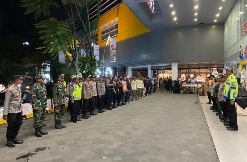  Kapolres Metro Jaktim Pimpin Apel Gelar Operasi Cipta Kondisi Bersama 4 Pilar di Bulan Suci Ramadhan