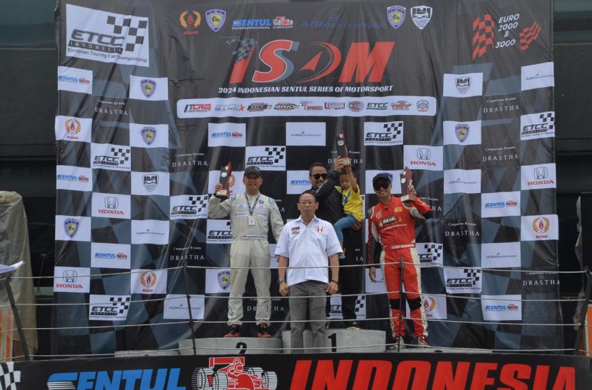  Fantastis Pembalap Helmiansyah Irawan,  Meraih Dua Trophy Pada Serie Pembuka ISSOM 2024