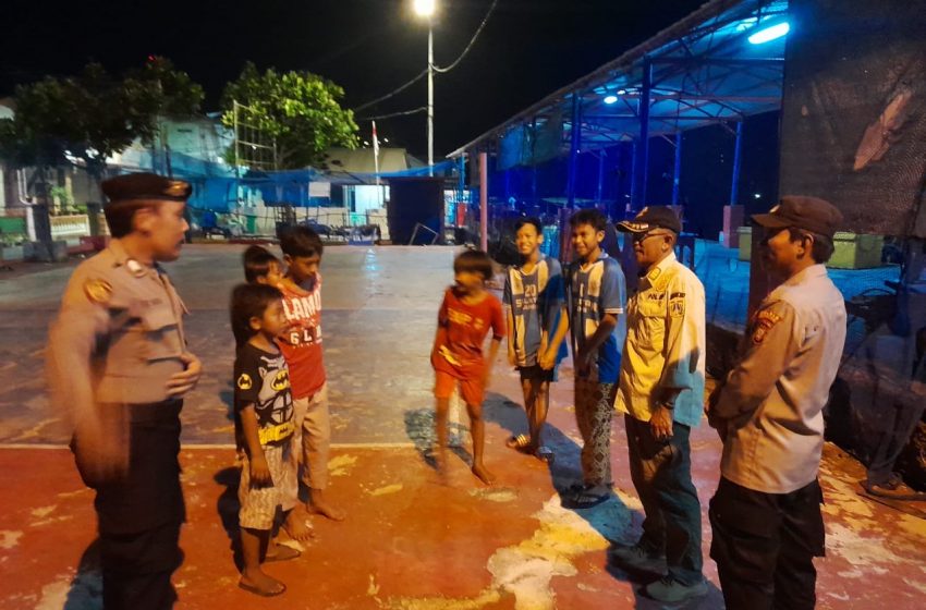  Patroli Malam Bulan Ramadhan di Pulau Harapan: Polsek Kepulauan Seribu Utara Mantapkan Kamtibmas Pasca-Pemilu 2024