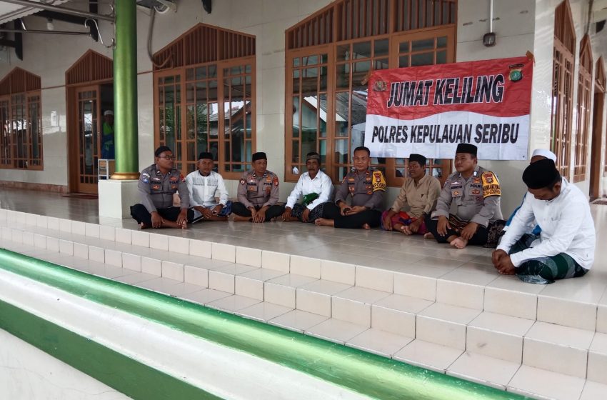  Wakapolsek KSU dan Bhabinkamtibmas Adakan Giat “Cooling System Jumat Keliling” di Masjid Anni’mah, Pulau Panggang