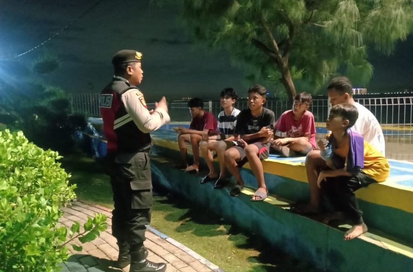  Patroli Malam Bulan Ramadhan: Polsek Kepulauan Seribu Selatan Jaga Kamtibmas di Pulau Tidung Pasca Pemilu 2024