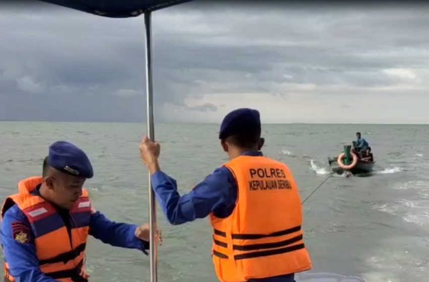  Satpolair Polres Kepulauan Seribu Evakuasi Kapal Nelayan Terombang Ambing di Perairan Pulau G