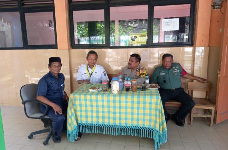TNI dan Polri Bersinergi di Pulau Harapan: Sambang Warga untuk Membangun Cooling System Pasca Pemilu 2024