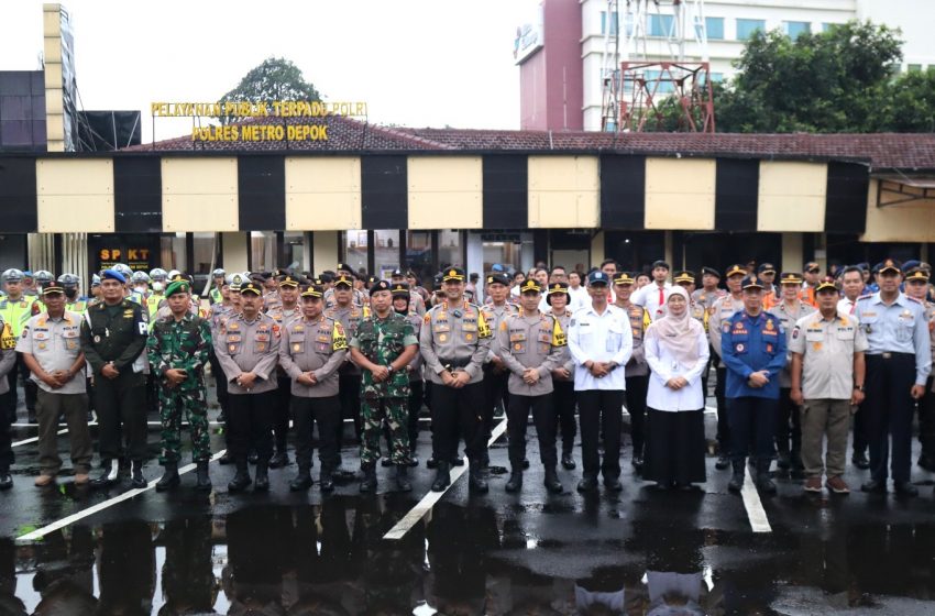  Polres Metro Depok Melaksanakan Apel Gelar Pasukan Ops Ketupat Jaya 2024 Dalam Rangka Amankan Idul Fitri 1445 H