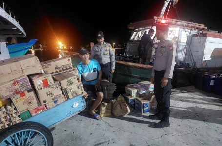 Patroli Malam “Perintis Presisi” di Pulau Panggang: Antisipasi Gangguan Kamtibmas Pasca Pemilu 2024