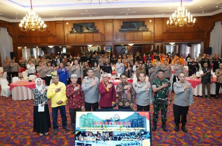 Dialog Penguatan Internal Polri: Harmonisasi Masyarakat Kaltim Menuju Indonesia Emas 2045