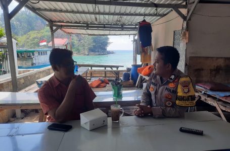 Bhabinkamtibmas Pulau Tidung Gencarkan Sambang Warga untuk Menjaga Stabilitas Pasca Pemilu 2024