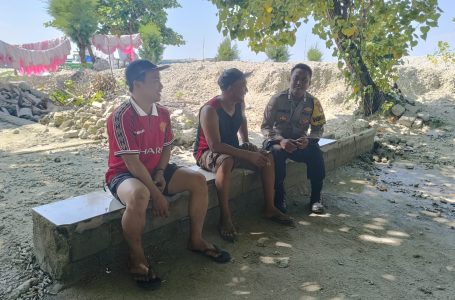 Bhabinkamtibmas Pulau Pari Sosialisasikan Bahaya Judi Online dan Peningkatan Wisata Lokal