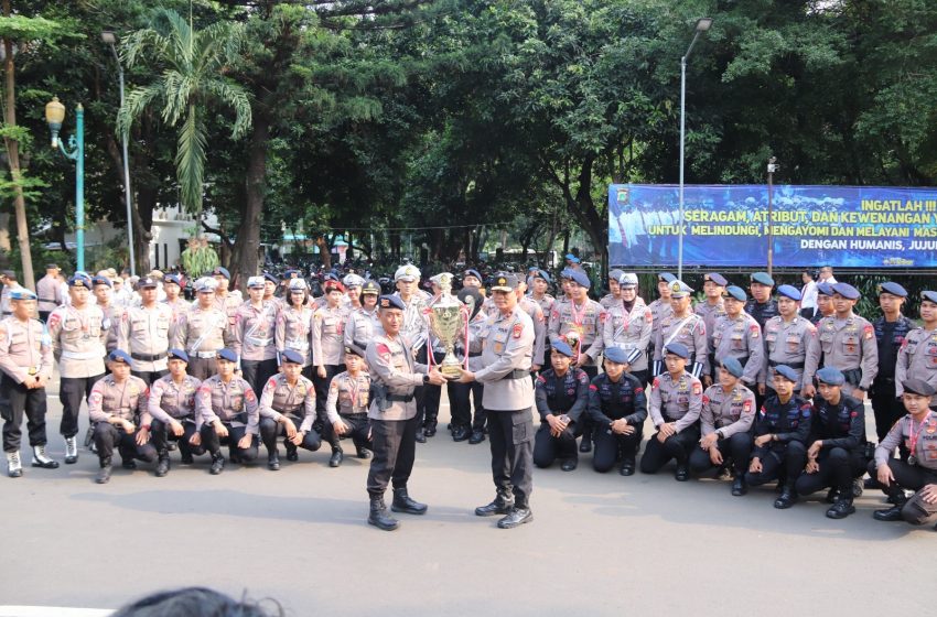  Polda Metro Jaya Beri Penghargaan Kepada Personel Berprestasi Pertandingan Judo Kapolri Cup 2024