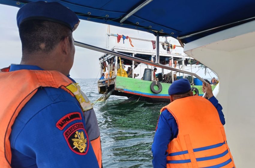  Patroli Satpolairud Polres Kepulauan Seribu Gelar Patroli Laut untuk Antisipasi Kejahatan dan Pengamanan Pilkada 2024