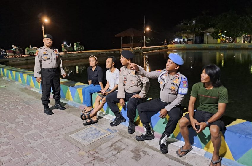  Polsek Kepulauan Seribu Utara Gelar Patroli Malam Perintis Presisi untuk Antisipasi Gangguan Kamtibmas