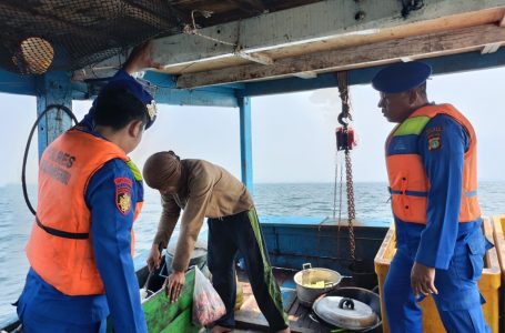 Patroli Satpolairud Polres Kepulauan Seribu Amankan Perairan Jelang Pilkada 2024, Himbau Nelayan Hindari Ilegal Fishing