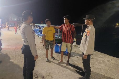 Polsek Kepulauan Seribu Utara Gelar Patroli Malam Perintis Presisi untuk Antisipasi Tawuran Jelang Pilkada 2024