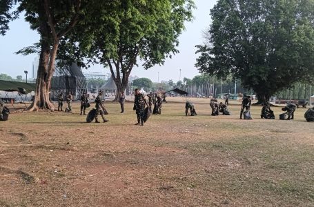 Dandim 0501/JP Pimpin 2.000 Prajurit Serbuan Sampah Pasca HUT TNI Ke-79 di Monas