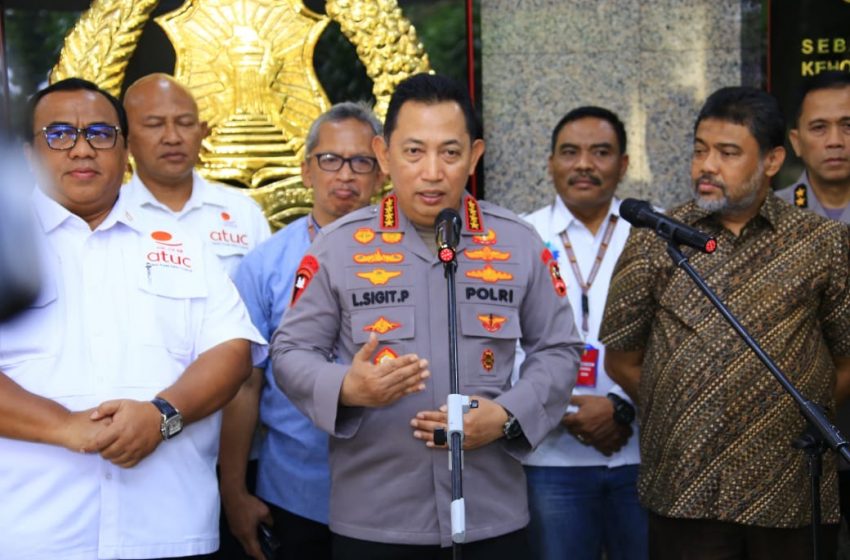  Terima Audiensi Para Buruh, Kapolri Apresiasi Upaya Menjaga Ruang Demokrasi